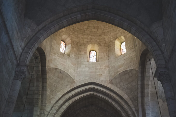 Saint Charbel : La Vie, les Miracles et l’Héritage Spirituel